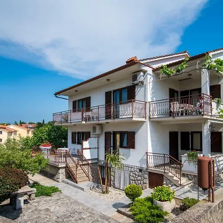 Apartments Marija & Anton Malinska Exterior photo